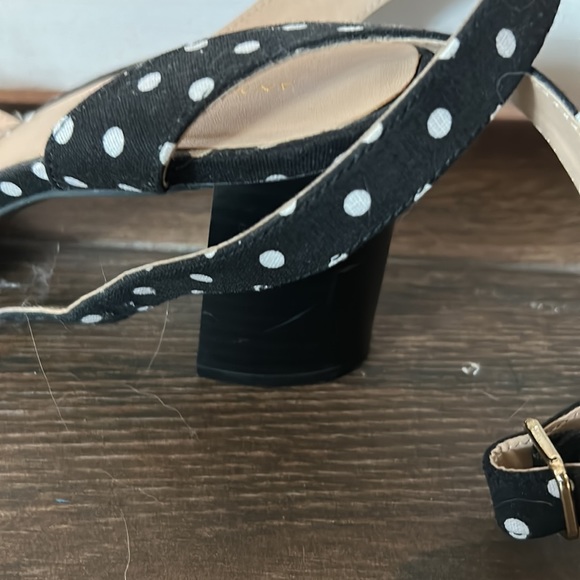 Ann Taylor size 8 women's scrappy heels - Picture 5 of 8